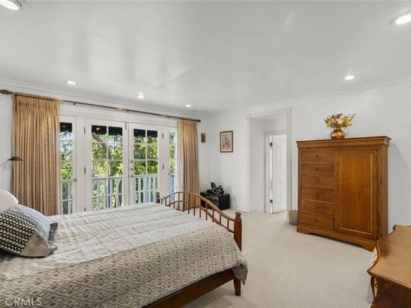 1815 Las Flores Drive, Glendale CA 91207