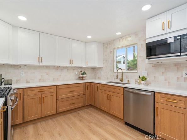 8171 Holland Drive, Huntington Beach CA 92647