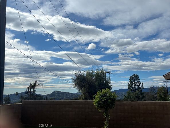 382 Alta Pine, Altadena CA 91001