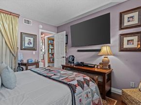 1149 W Calle De La Luna 1, Azusa CA 91702