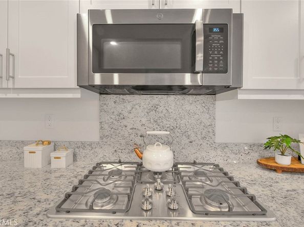 2562 E Crane Court, Ontario CA 91761