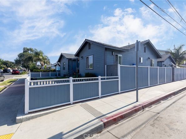 402 E Louise Street, Long Beach CA 90805