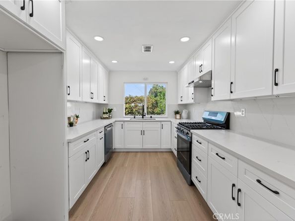 15604 Sharonhill Drive, Whittier CA 90604