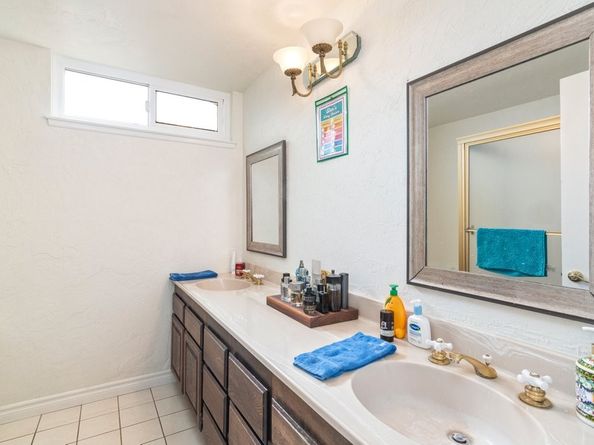 1695 N Palm, Upland CA 91784