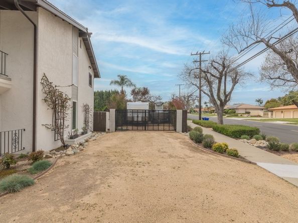 1695 N Palm, Upland CA 91784