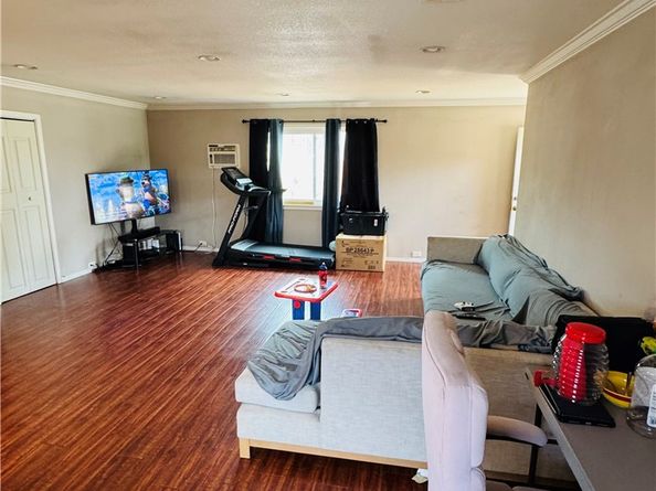 7411 Elsie, Los Angeles CA 90001