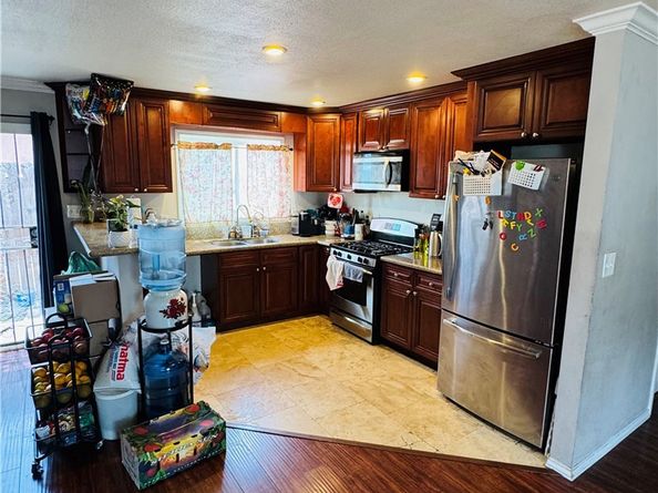 7411 Elsie, Los Angeles CA 90001