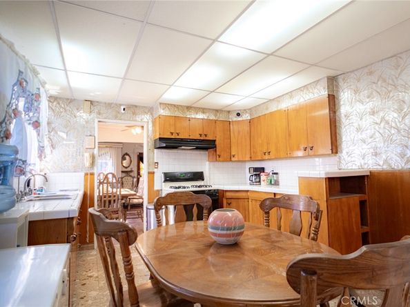 5934 Madden, Los Angeles CA 90043