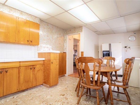 5934 Madden, Los Angeles CA 90043