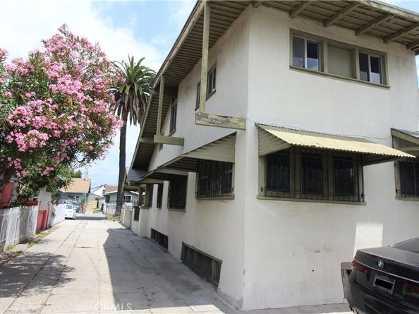 614 W 60th Street, Los Angeles CA 90044
