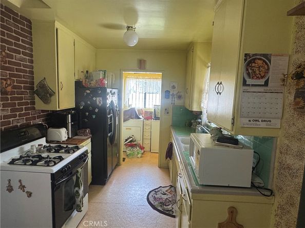 2635 Valley Boulevard, Pomona CA 91768