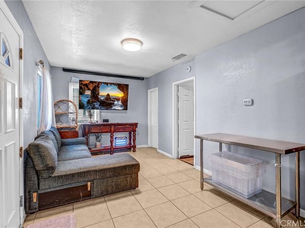 10517 Firmona Avenue, Inglewood CA 90304