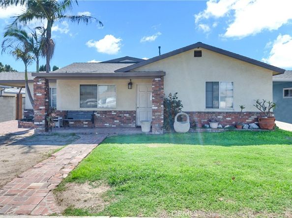 9564 Rosecrans Avenue, Bellflower CA 90706