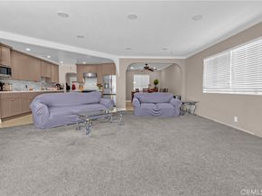 9564 Rosecrans Avenue, Bellflower CA 90706