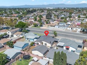 9564 Rosecrans Avenue, Bellflower CA 90706