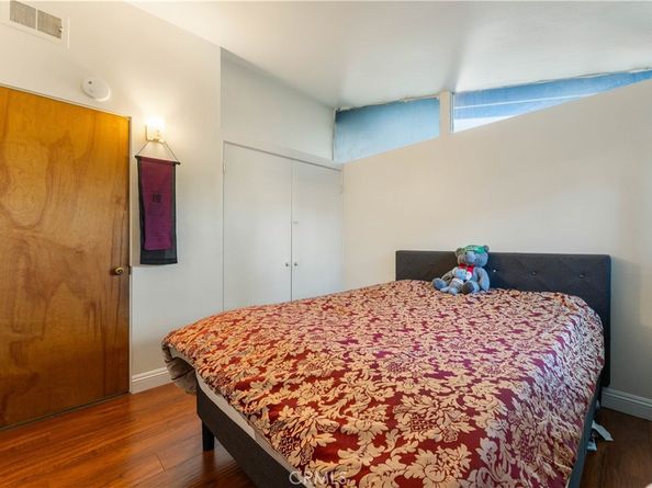 3340 E Poppy, Long Beach CA 90805