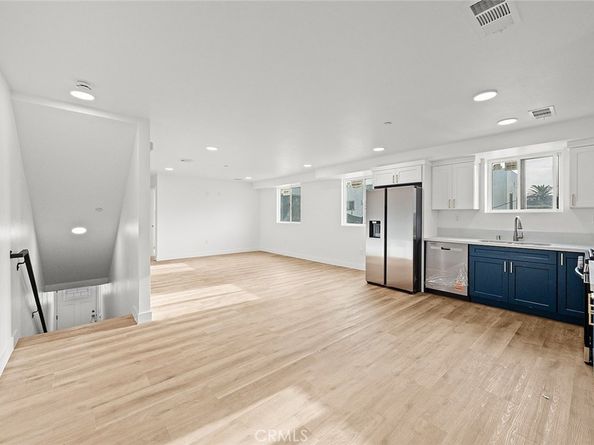 300 E 25th, Los Angeles CA 90011