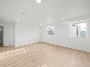 300 E 25th, Los Angeles CA 90011