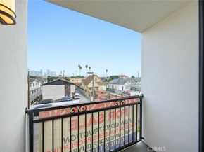 300 E 25th, Los Angeles CA 90011