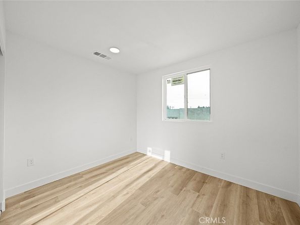 300 E 25th, Los Angeles CA 90011