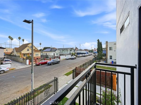 300 E 25th, Los Angeles CA 90011