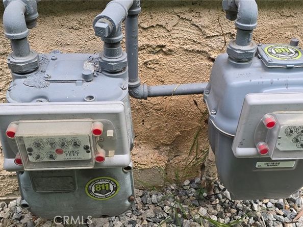 3511 3511 1/2 W 111th, Inglewood CA 90303