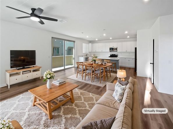 1832 Red Willow, Oceanside CA 92056