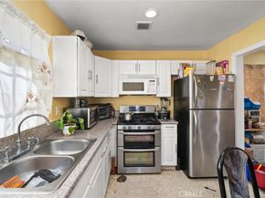 1380 Glen Avenue, Pasadena CA 91103
