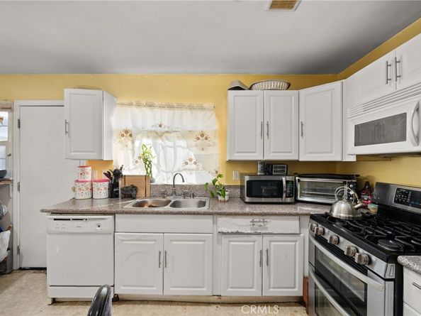 1380 Glen Avenue, Pasadena CA 91103