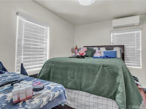 141 W 83rd, Los Angeles CA 90003