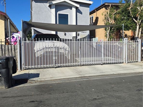 10407 Lou Dillon, Los Angeles CA 90002