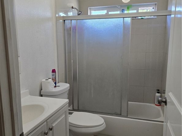 10407 Lou Dillon, Los Angeles CA 90002