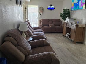 10407 Lou Dillon, Los Angeles CA 90002