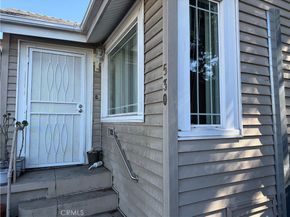 530 W Colden Avenue W, Los Angeles CA 90044