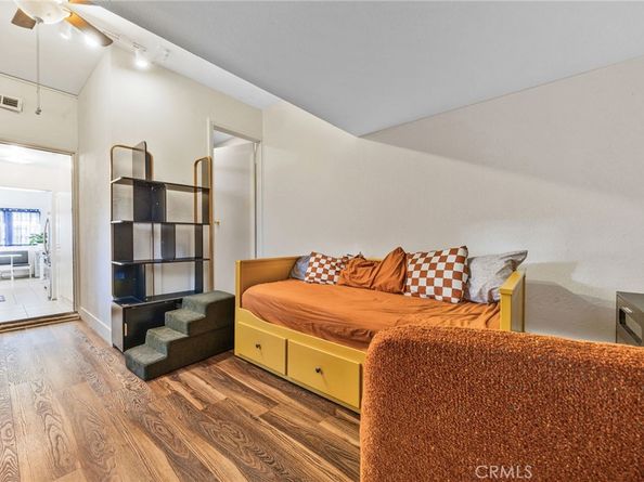 6834 Haywood Street, Tujunga CA 91042