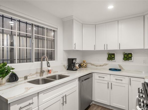 7516 Avalon, Los Angeles CA 90003