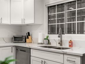 7516 Avalon, Los Angeles CA 90003