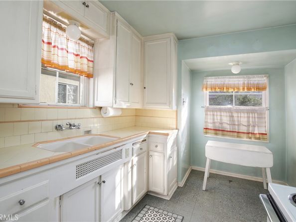 1618 W 9th, Santa Ana CA 92703