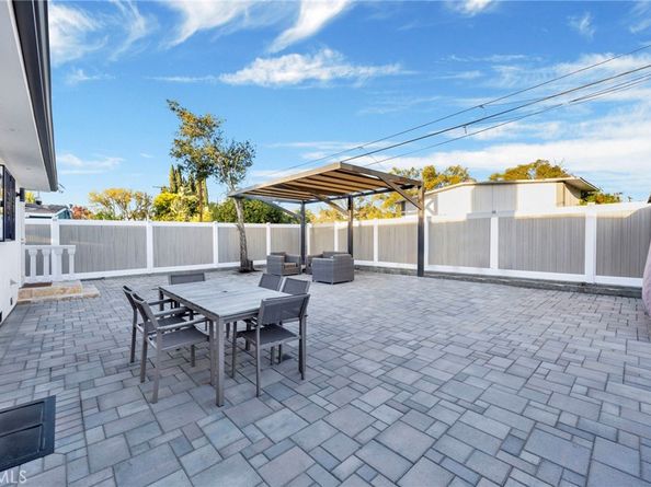 8150 Ranchito Avenue, Panorama City CA 91402