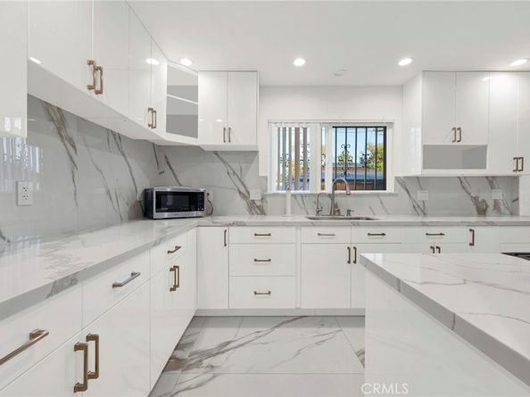 8150 Ranchito Avenue, Panorama City CA 91402