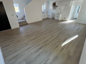 1217 E 22nd St Street, Los Angeles CA 90011