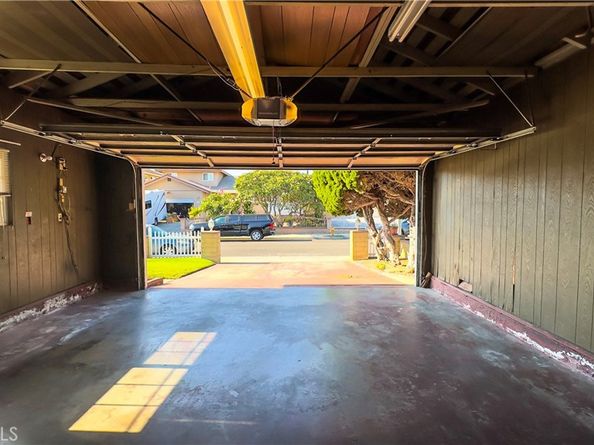 1702 E Bach Street, Carson CA 90745