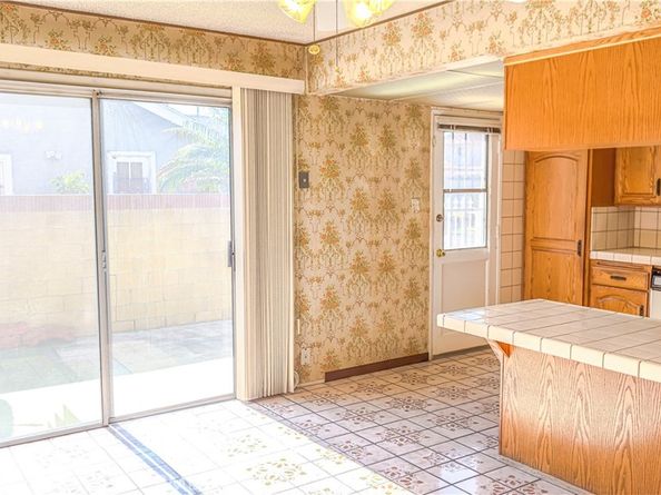 1702 E Bach Street, Carson CA 90745
