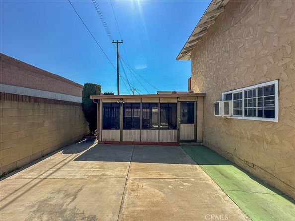 1702 E Bach Street, Carson CA 90745