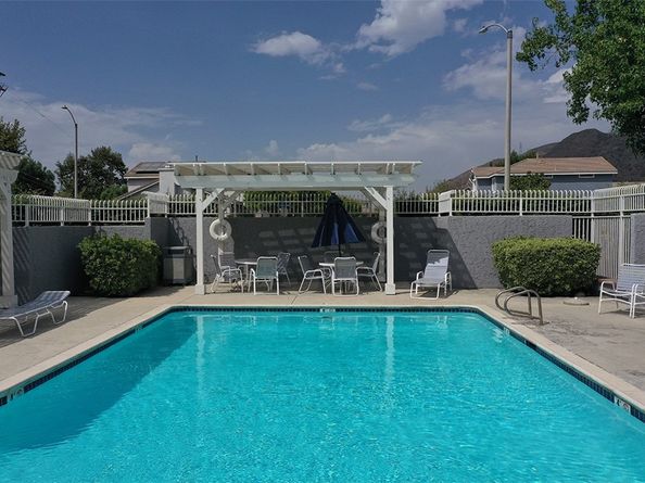 302 Monroe Court, Azusa CA 91702