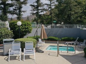 302 Monroe Court, Azusa CA 91702