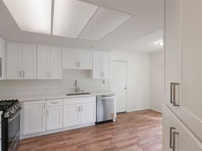 302 Monroe Court, Azusa CA 91702