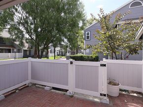 302 Monroe Court, Azusa CA 91702