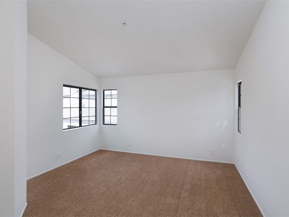 302 Monroe Court, Azusa CA 91702