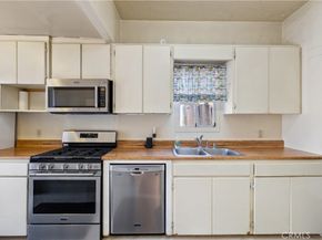 421 W Colorado Boulevard, Monrovia CA 91016